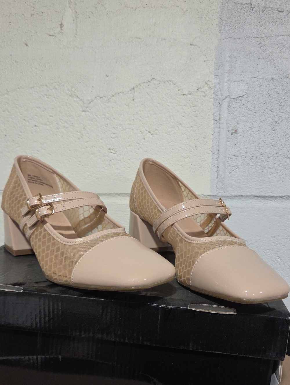 Women’s Two-Strap Mid Block Heel Pumps in Nude